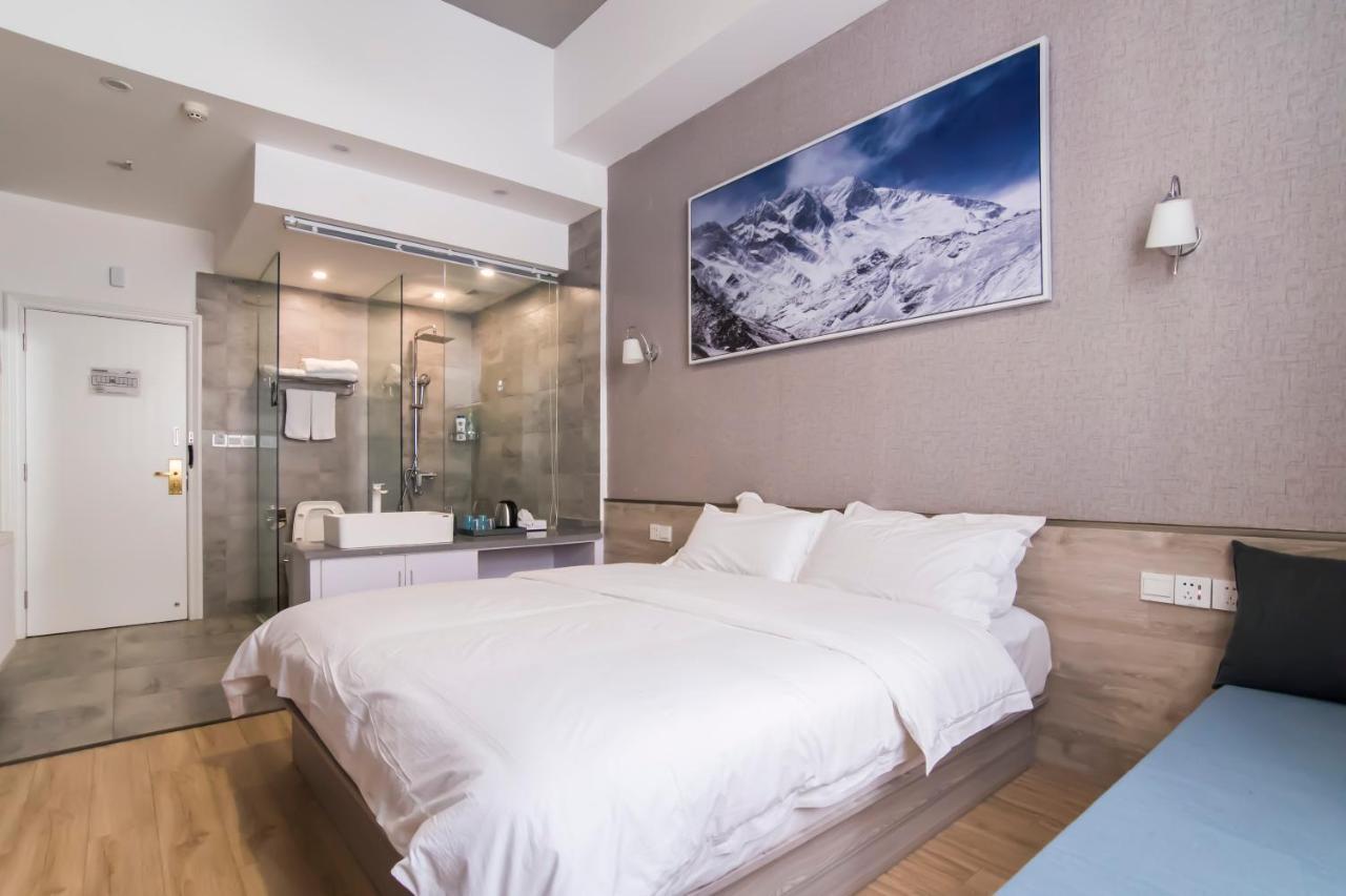 Masherbrum Outdoor Travelling Hostel Chengdu Exterior photo